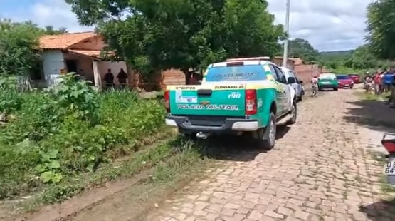 Homem é assassinado e outro baleado em Floriano 