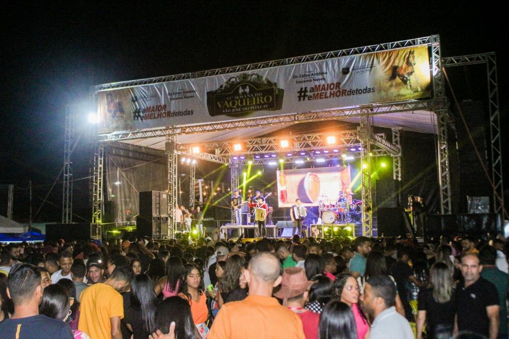 Governo decreta teto de gastos públicos para shows em municípios do Piauí