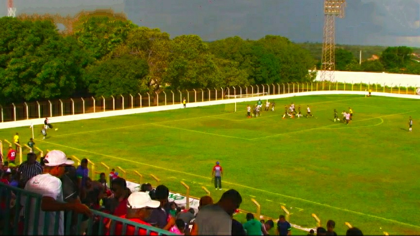 Corisabbá perde de virada para o Fluminense-PI
