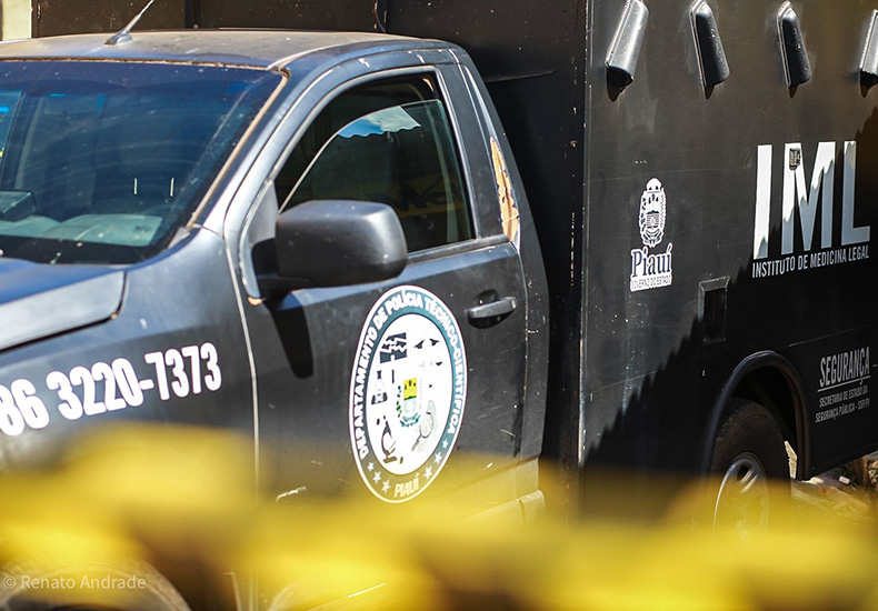 Suspeito de tentar arrombar empresa morre ao cair de muro no bairro lhotas