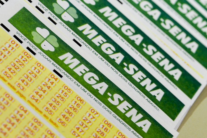 Apostador(a) de Floriano e mais quatro do Piauí acertam na Mega-Sena e faturam mais de R$35 mil