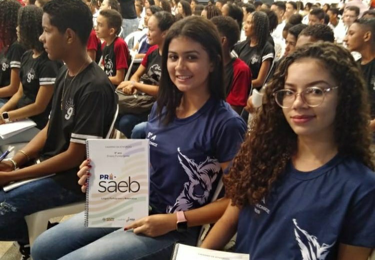 Revisão do Pré-Saeb mobiliza estudantes em Floriano