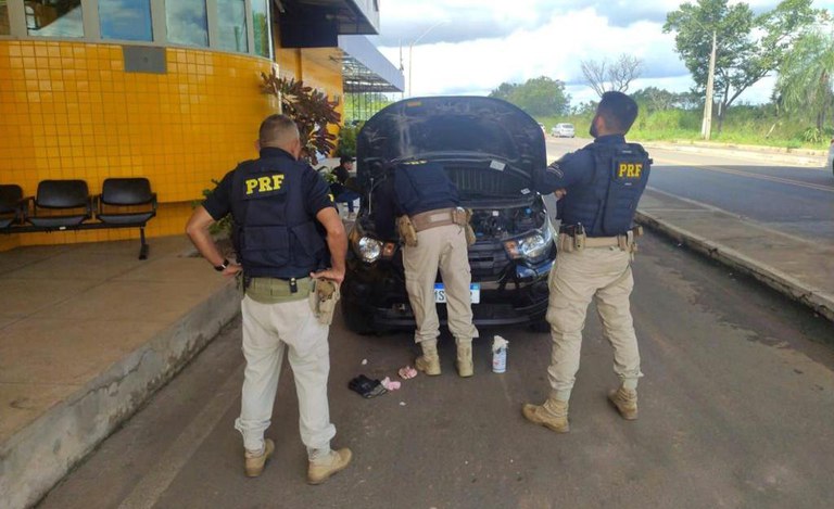 Em Floriano: PRF prende homem por receptação e recupera veículo roubado em São Gonçalo (RJ)