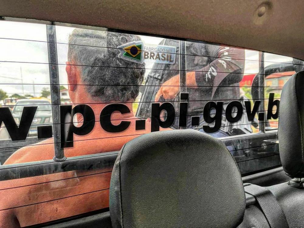 Polícia Civil de Floriano prende suspeito de tentativa de homicídio e posse ilegal de arma de fogo