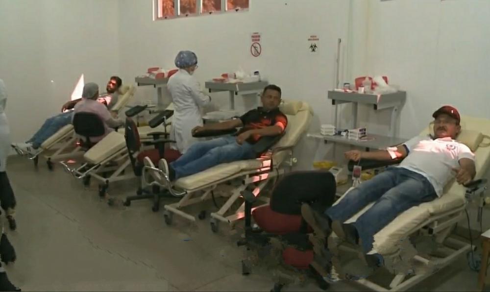 Hemocentro de Floriano recebe caravanas de outras cidades para doar sangue