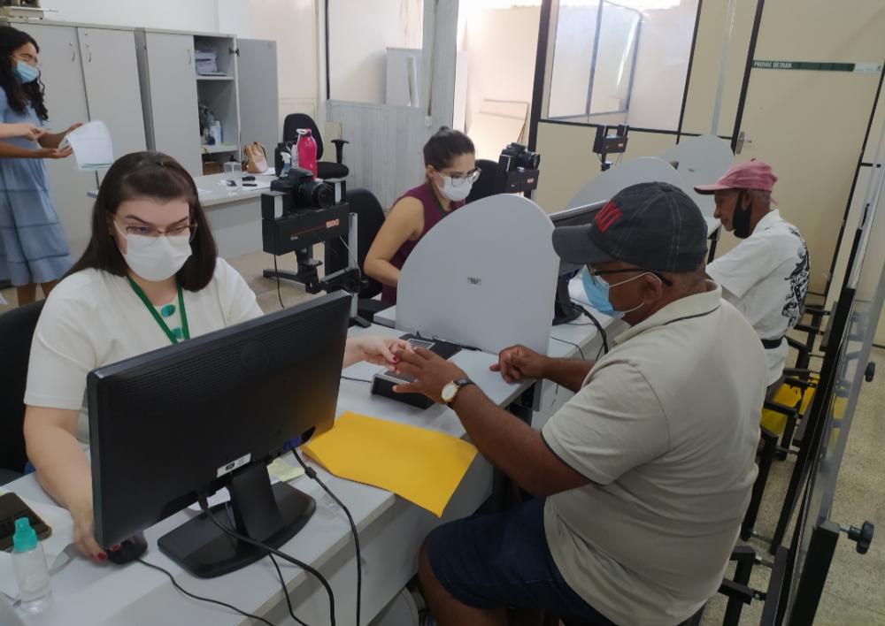 Floriano já faz expedição do novo Registro Geral de Identidade - RG