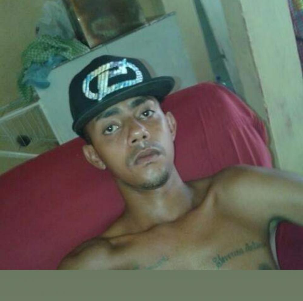 Suspeito de roubo em igreja morre após confronto com a polícia em Floriano
