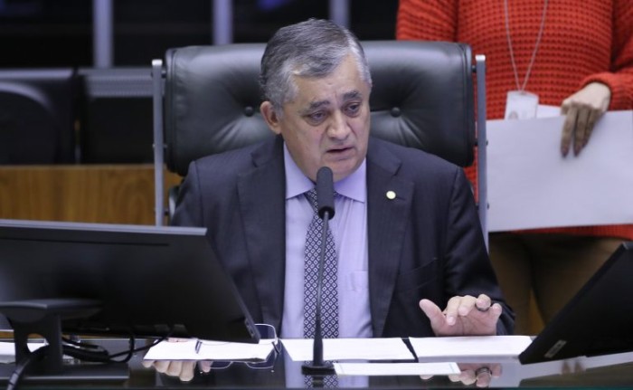 Líder do governo afirma que esforço na articulação política foi para garantir estabilização do País