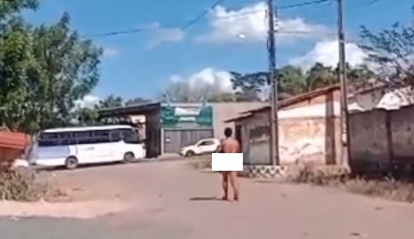 Mulher anda nua nas ruas de Floriano, segundo caso em pouco mais de uma semana