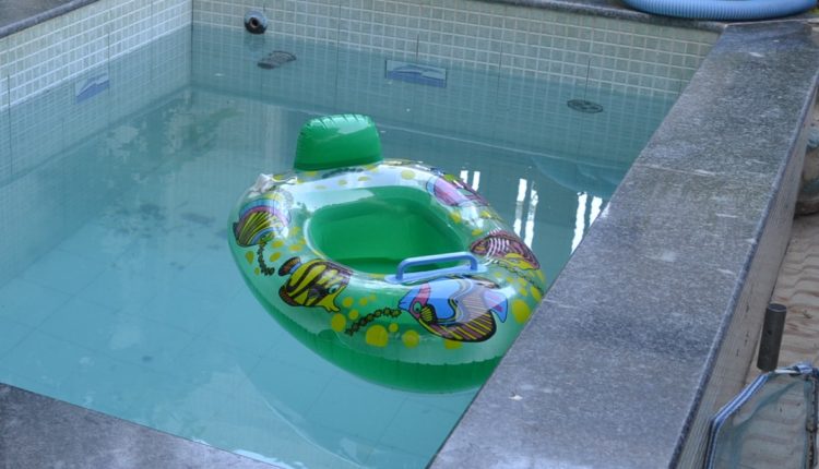 Criança de 5 anos morre afogada em piscina de residência no Piauí