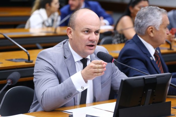 Projeto reserva 20% das vagas em universidades federais para agentes de segurança pública