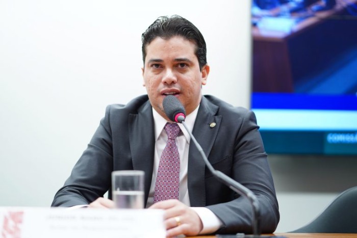 Projeto permite deduzir do IR gastos com medicamentos para tratar autismo