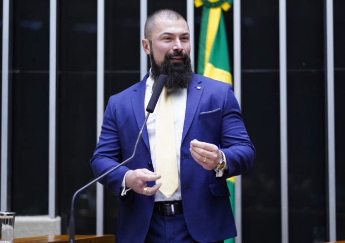 Projeto proíbe banheiros para ambos os sexos em escolas da educação básica