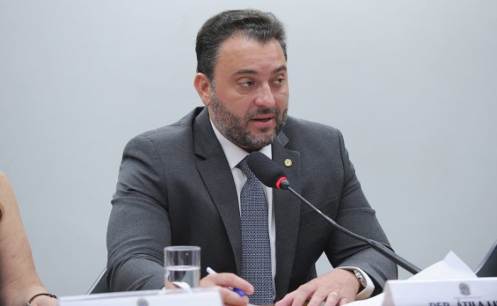 Comissão aprova proposta que eleva em R$ 500 milhões aporte da União no Fundo Garantidor do Fies