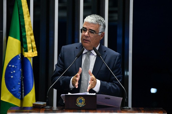 Girão critica STF e julgamento sobre porte de drogas para consumo próprio