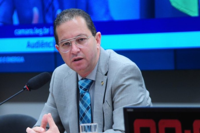 Comissão debate concessões de rodovias na Bahia