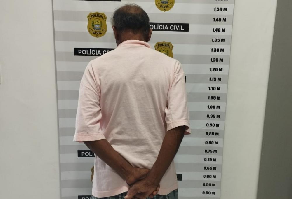Idoso de 70 anos é preso suspeito de estuprar a neta de sua companheira no Piauí