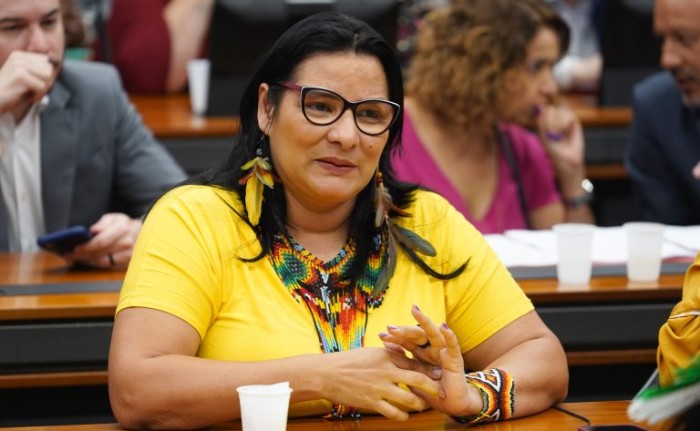 Comissão aprova proposta que assegura direitos a comunidades com línguas minoritárias