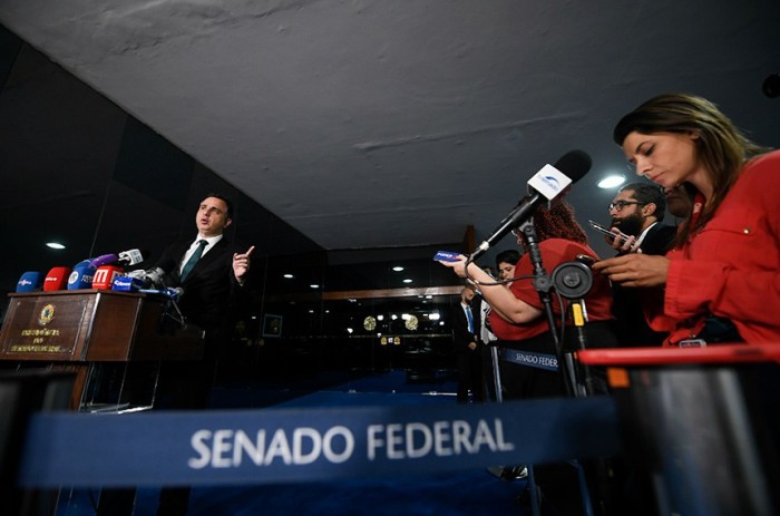 Pacheco apresenta PEC que criminaliza posse de qualquer quantidade de drogas