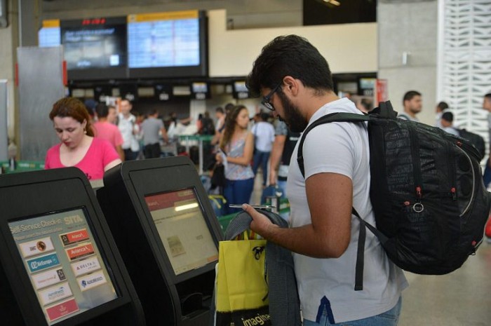 CPI das Pirâmides Financeiras debate preços de passagens com representantes de empresas aéreas