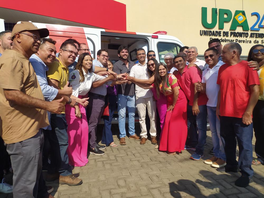 UPA de Floriano ganha ambulância de suporte avançado