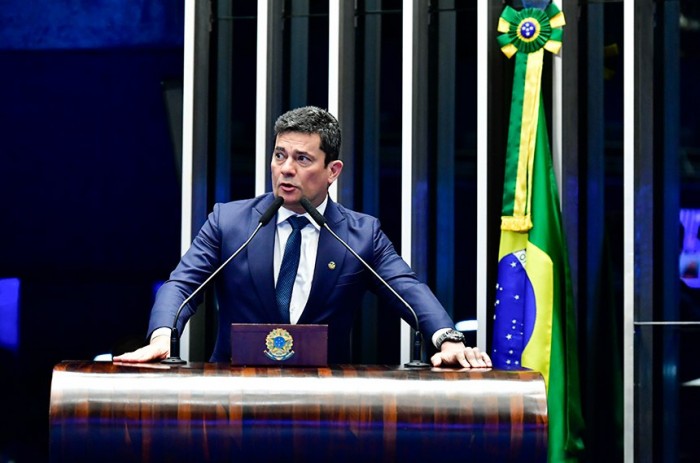 Não há problema em discutir leis que regulem condutas e ações do Judiciário, diz Moro