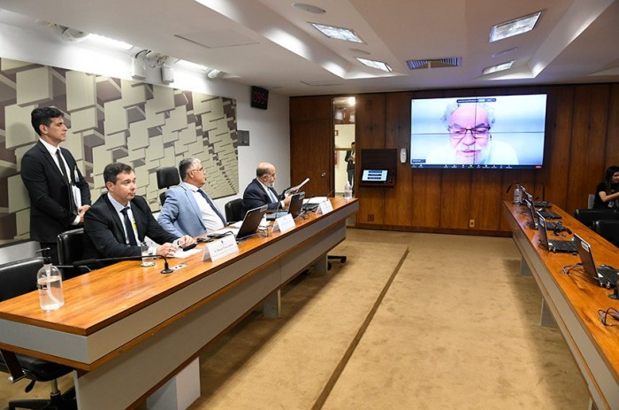 Debatedores levantam prioridades para regulamentação de bets na CAE