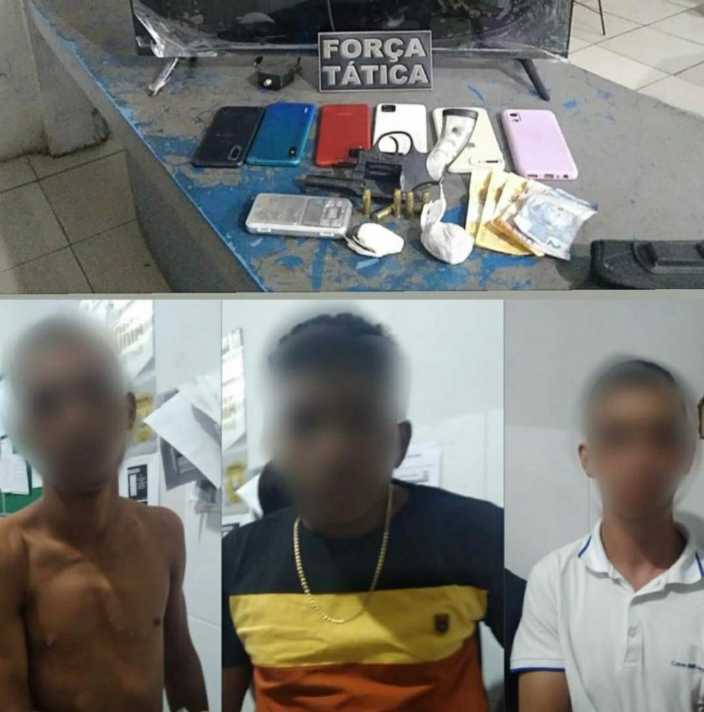 Força Tática prende três homens por tráfico de drogas