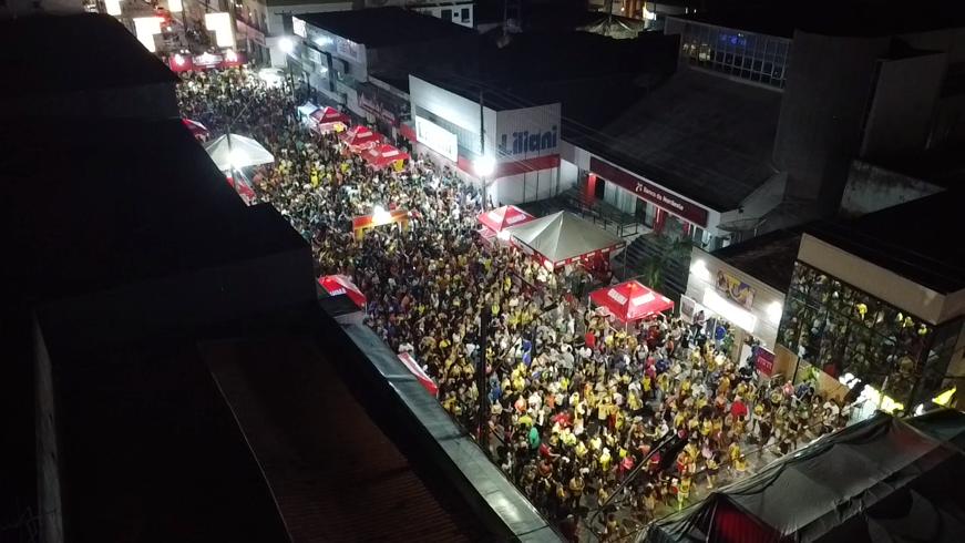 Banda Malandra atrai multidão no tradicional Zé Pereira de Floriano