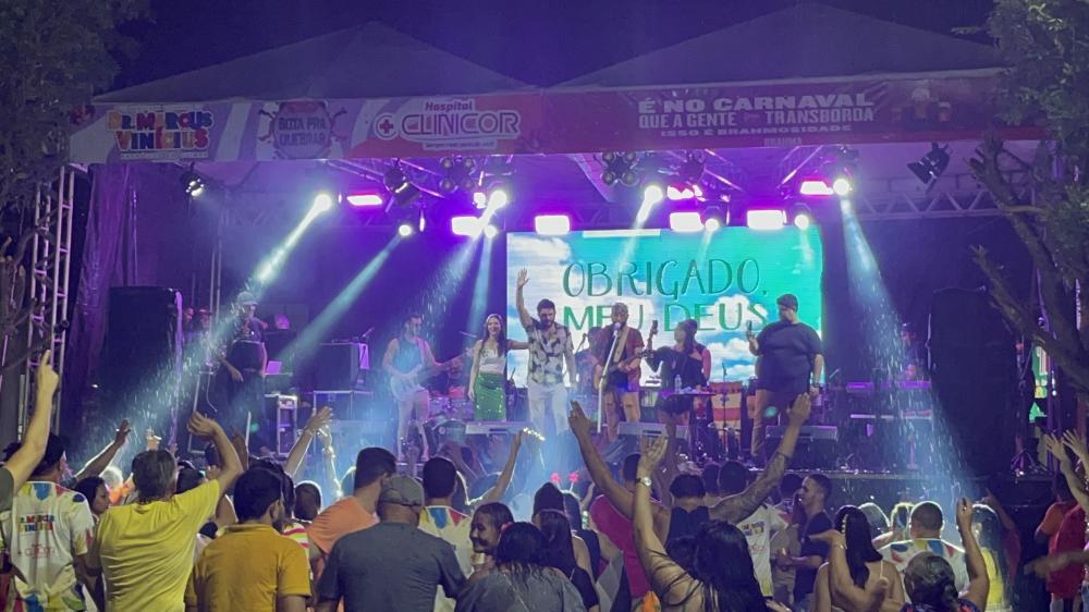 Cobertura completa do Bloco Bota Pra Quebrar