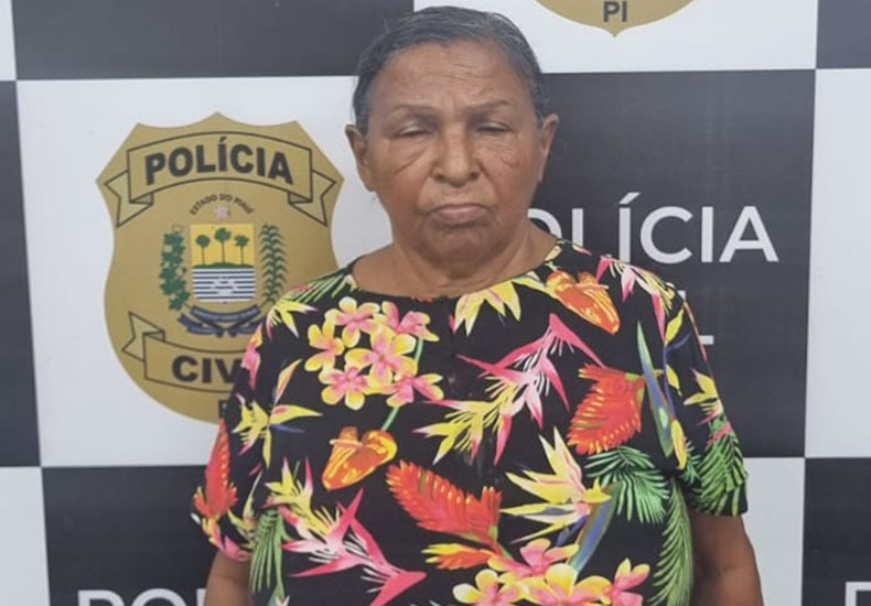 Idosa de 67 anos é presa por homicídio com ajuda do filho