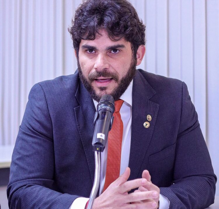 Deputado Dr. Marcus Vinícius propõe Projeto de Lei para instituir o Dia Estadual do Artesão