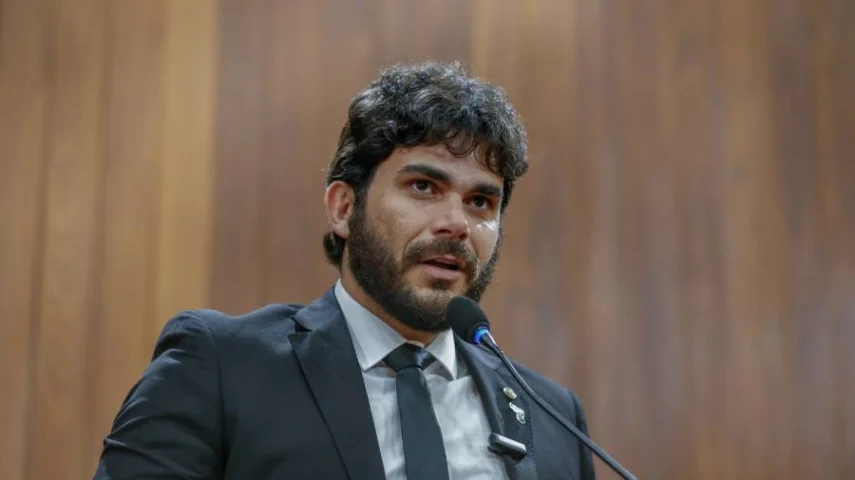 Deputado Marcus Kalume comemora criação do curso de Medicina em Floriano