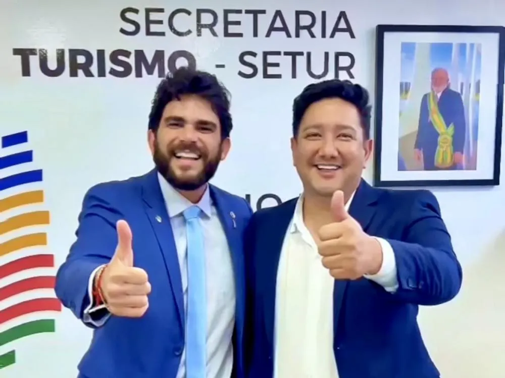 Deputado Dr. Marcus Vinícius anuncia 15 mil metros quadrados de calçamento para Floriano