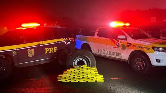 Polícia apreende drogas em caminhão que levava doações ao RS