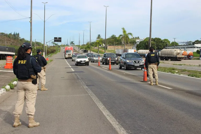 Operação Corpus Christi 2024 da PRF reforça fiscalização de alcoolemia nas rodovias