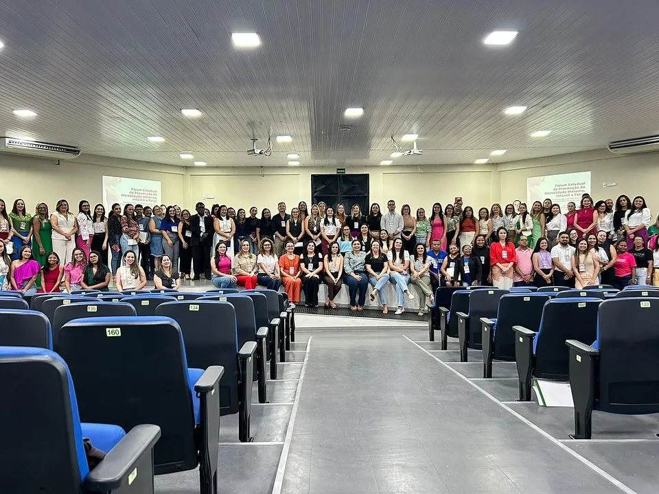Floriano sedia fórum estadual de prevenção de mortalidade materna, infantil e fetal