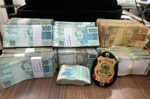 PF cumpre mandado contra promotor de Justiça e apreende R$ 900 mil