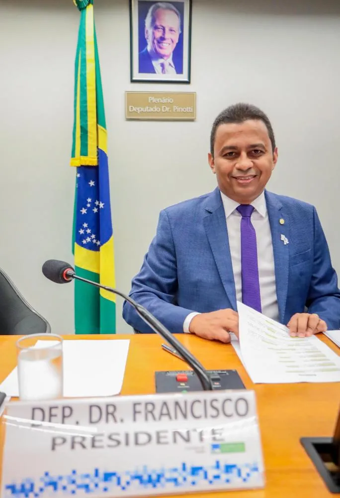 Dr Francisco consegue R$ 5,9 milhões para construir Centro de Reabilitação em Uruçuí