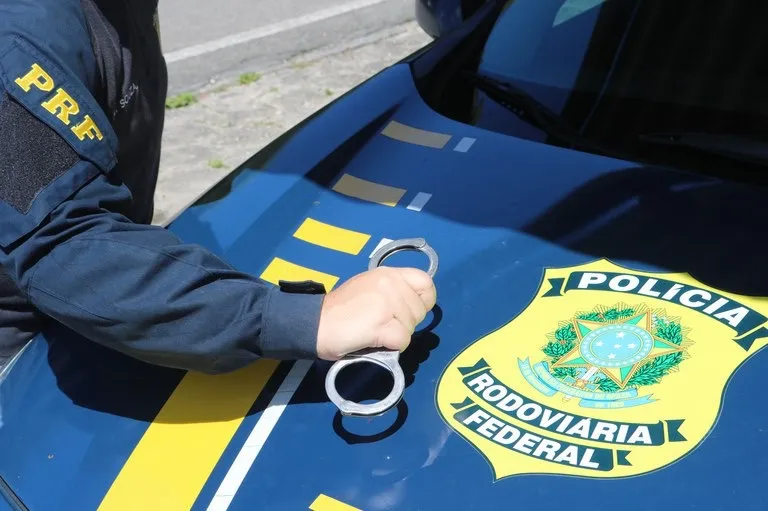 PRF prende, homem com inadimplência de pensão alimentícia em Floriano