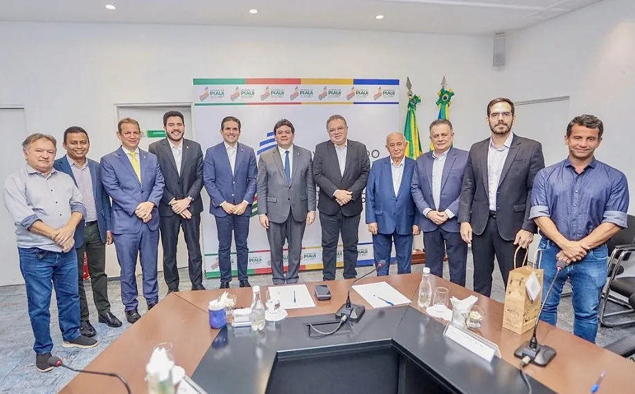 Governador Rafael Fonteles se reúne com Hugo Motta e Bancada federal