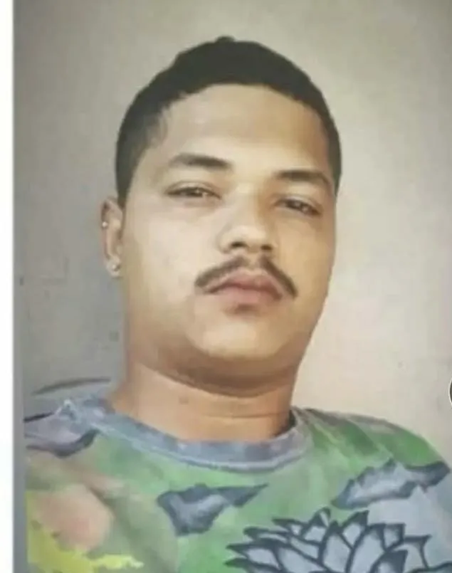 Um jovem é morto a tiros e dois ficam feridos em Floriano-PI
