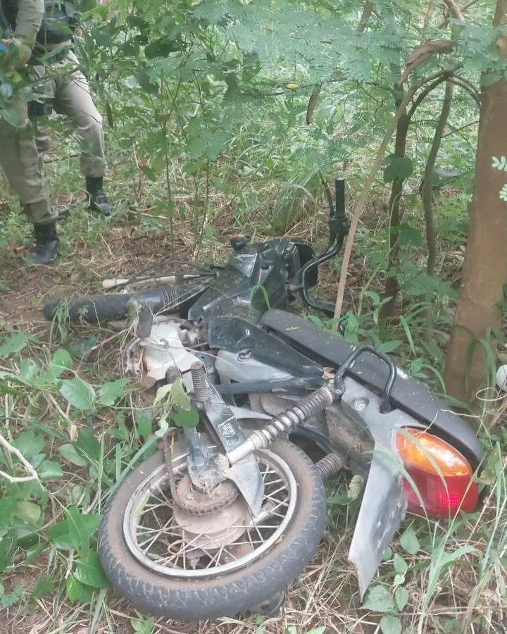 Polícia Militar recupera motocicleta roubada e prende suspeito em Floriano