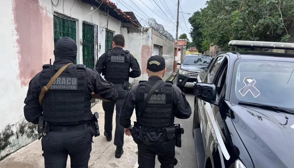 Criminoso morre ao trocar tiros com a polícia durante operação do DRACO