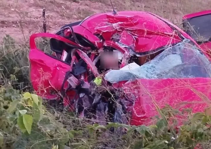 Irmãos morrem em grave acidente a caminho do velório da mãe no Sul do Piauí