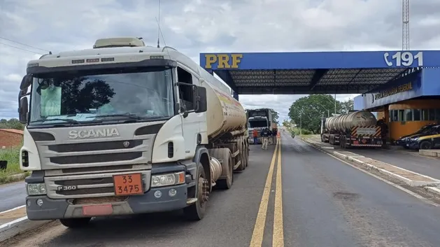 PRF de Floriano Realiza Operação de Fiscalização de Produtos Perigosos com Foco na Capacitação do Efetivo