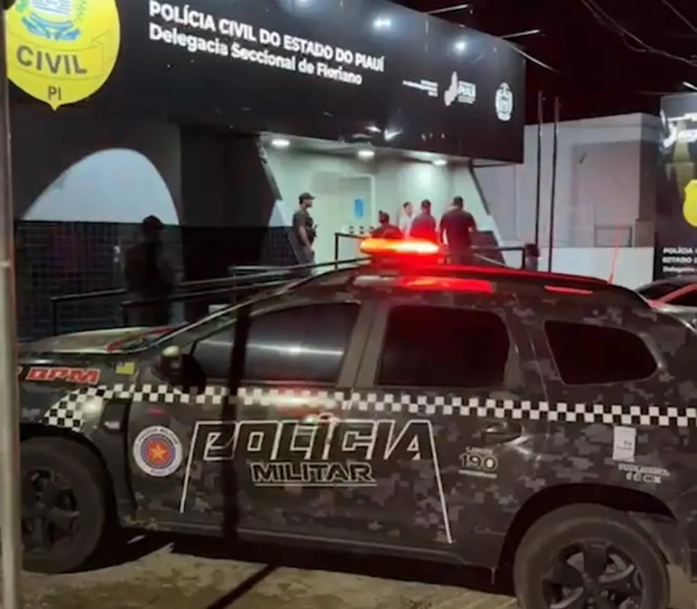 Mulher é conduzida à delegacia após furtar picanha em comércio de Floriano