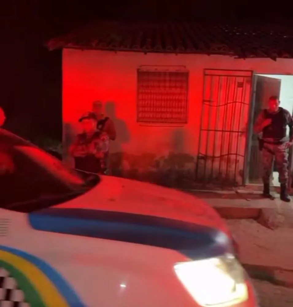 Adolescente é assassinado e jovem fica ferida em Floriano