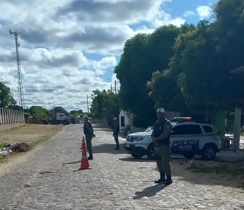 3º BPM realiza blitz volante e reforça segurança em bairros de Floriano