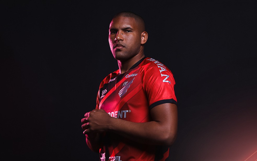 Piauiense Matheus Felipe busca título da libertadores com o Atlético-PR